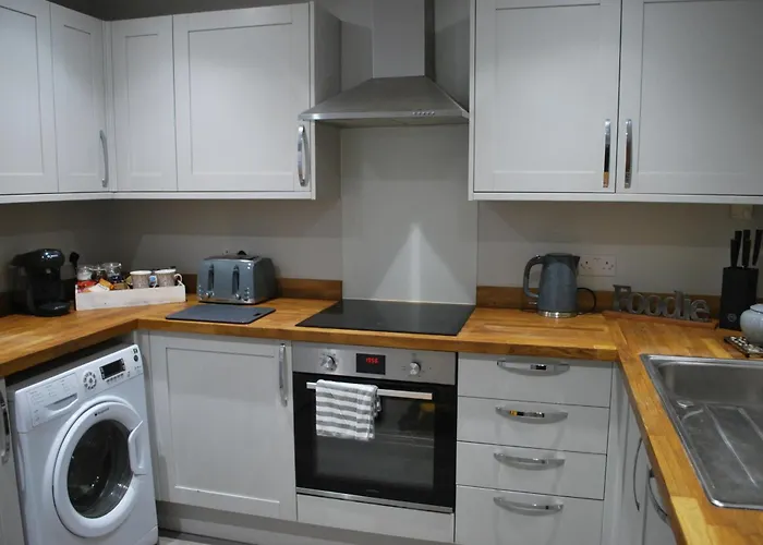 Stylish-Stays Covert Cottage, Fleet Stylish Cottage, Parking, Patio, Dog Friendly, Ev
