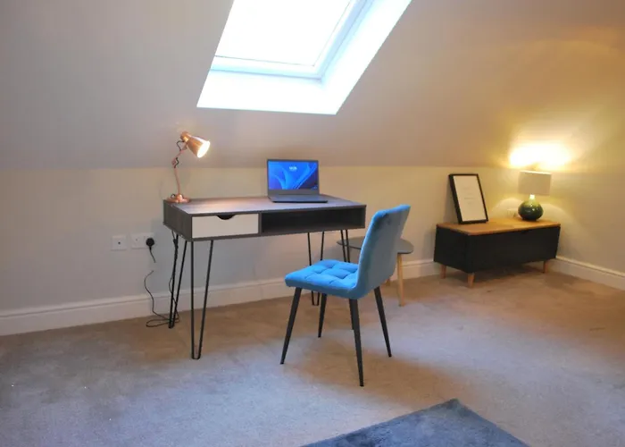 Stylish-Stays Covert Cottage, Fleet Stylish Cottage, Parking, Patio, Dog Friendly, Ev
